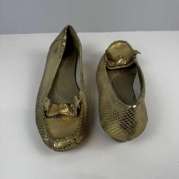 Bare Traps Irene Gold Snake Print Flats Size 6M Leather Upper Comfortable Fit - Picture 6 of 12